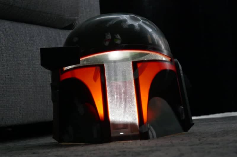 Boba Fett Helmet Display - Image 1