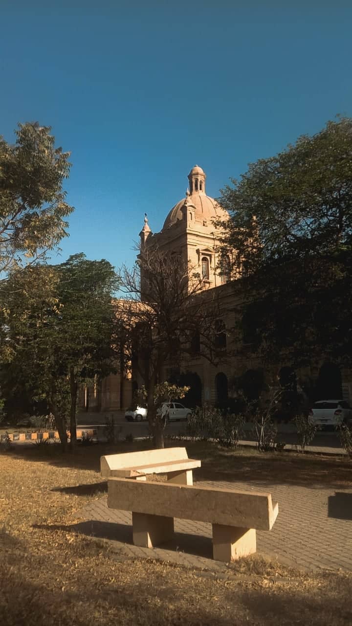 Karachi Metropolitan Corporation Building - Image 1