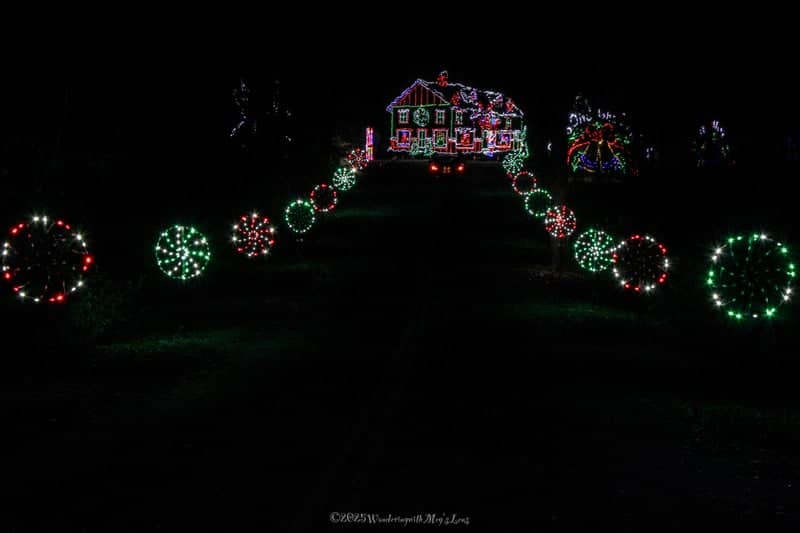 Butch Bando's Fantasy of Lights - Image 1