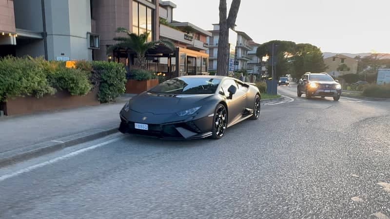 Montecatini-Terme Street Scene - Image 1