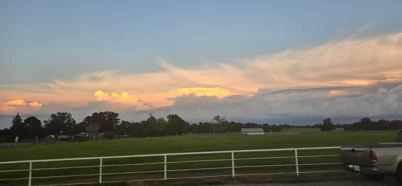 Oakwood Rural Sunset View - Image 1