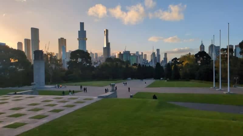 Shrine of Remembrance Forecourt - Image 1