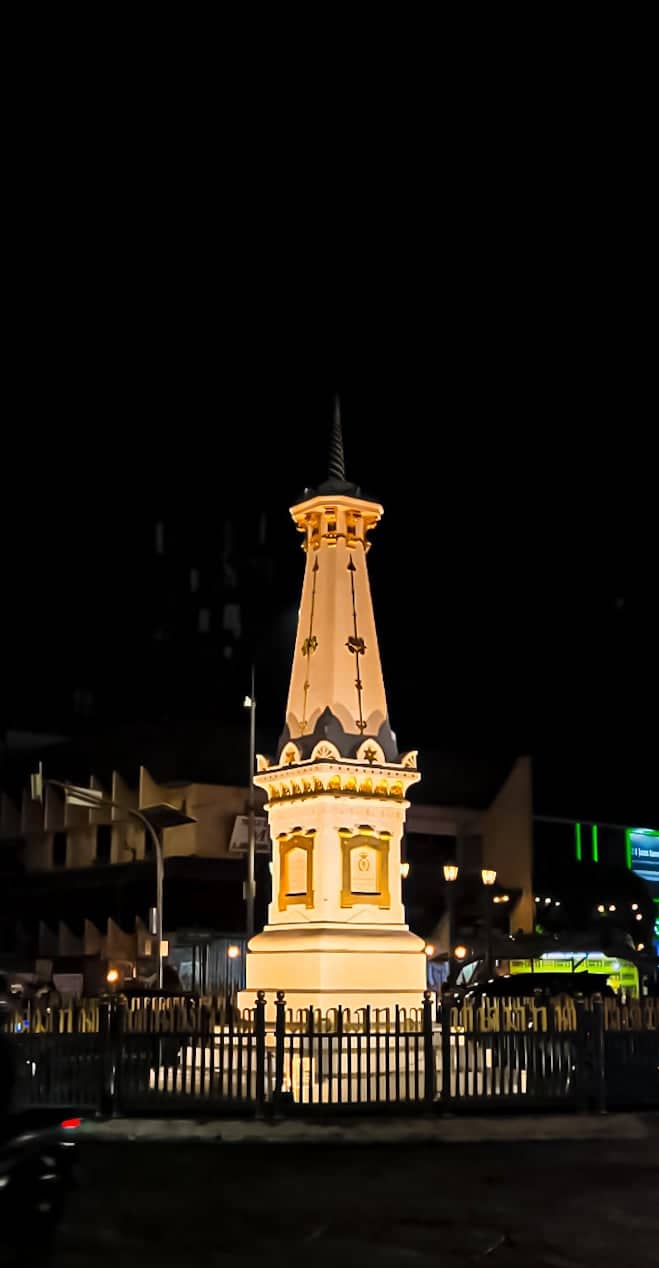 Tugu Yogyakarta - Image 1