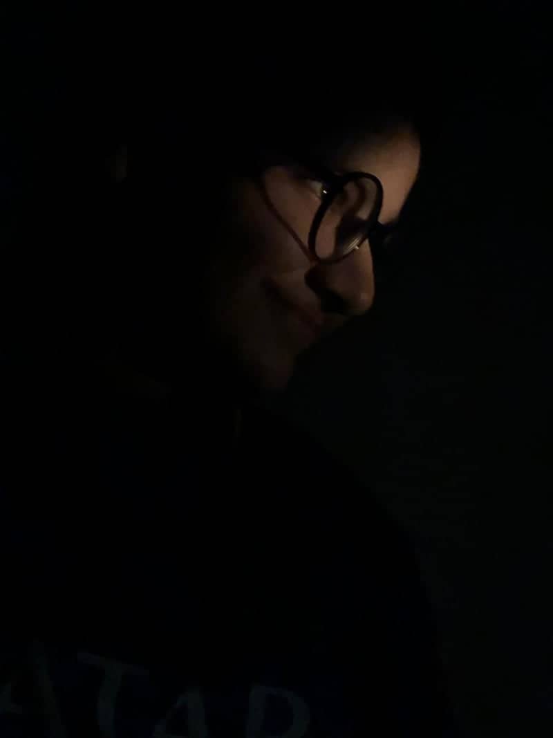 Noida Low-Light Portrait Spot - Image 1
