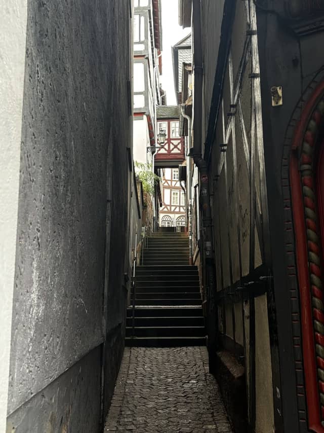 Marburg Oberstadt Alleyways - Image 1