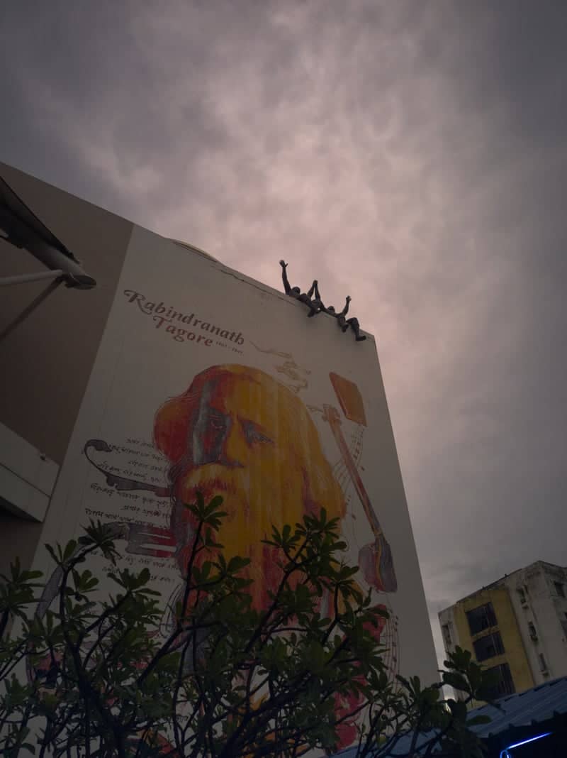 Rabindranath Tagore Mural, New Town - Image 1
