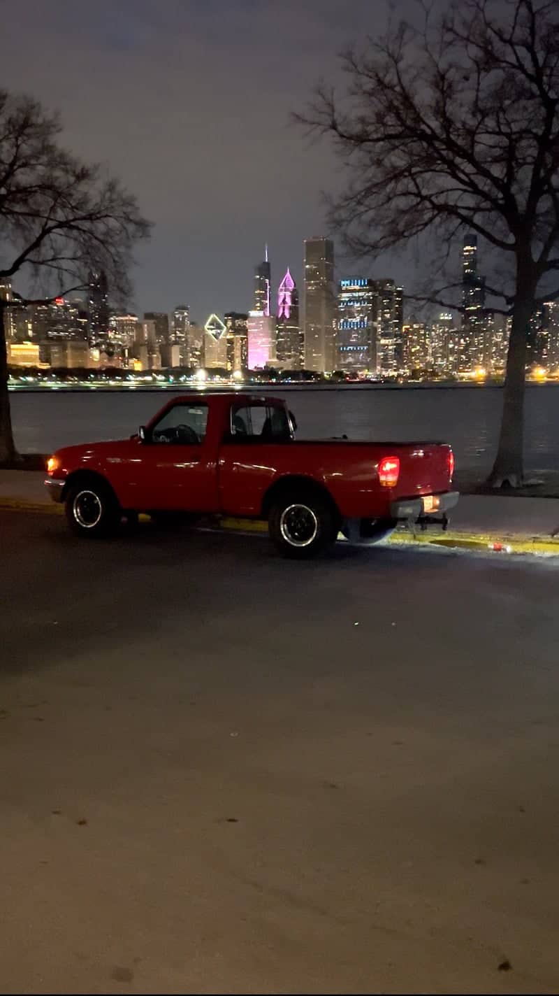 Chicago Skyline from Solidarity Drive - Image 1