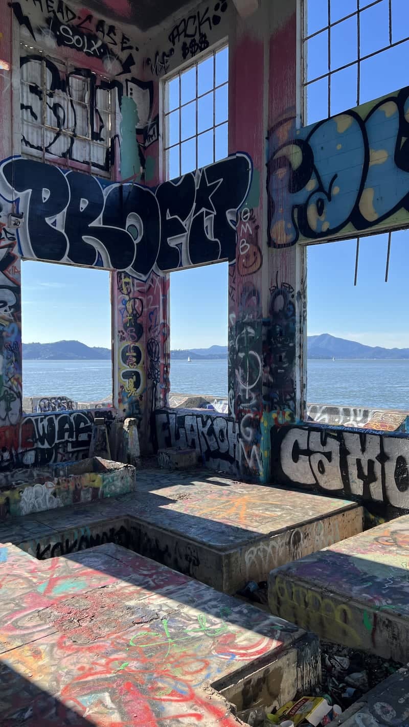 Richmond Graffiti Ruins - Image 1
