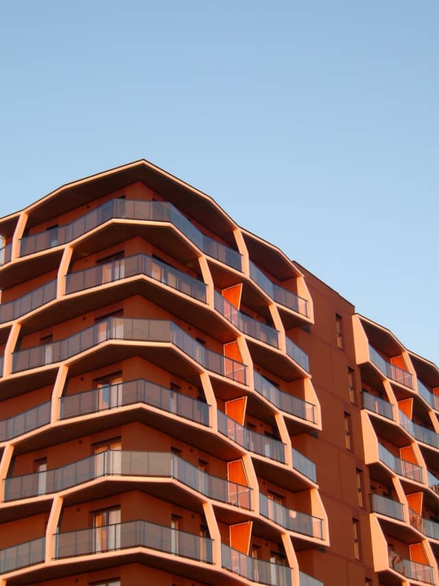 Złote Wzgórza Modern Architecture - Image 1