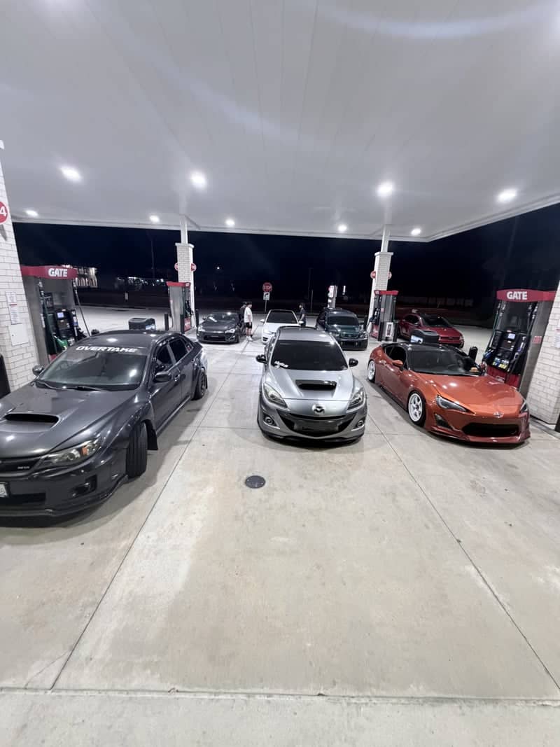 Jacksonville Beach Gate Gas Station - Image 1