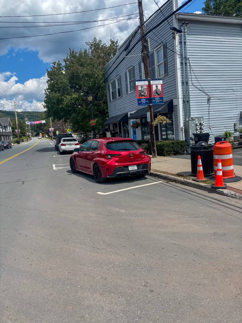 Downtown Roscoe Street Scene - Image 1