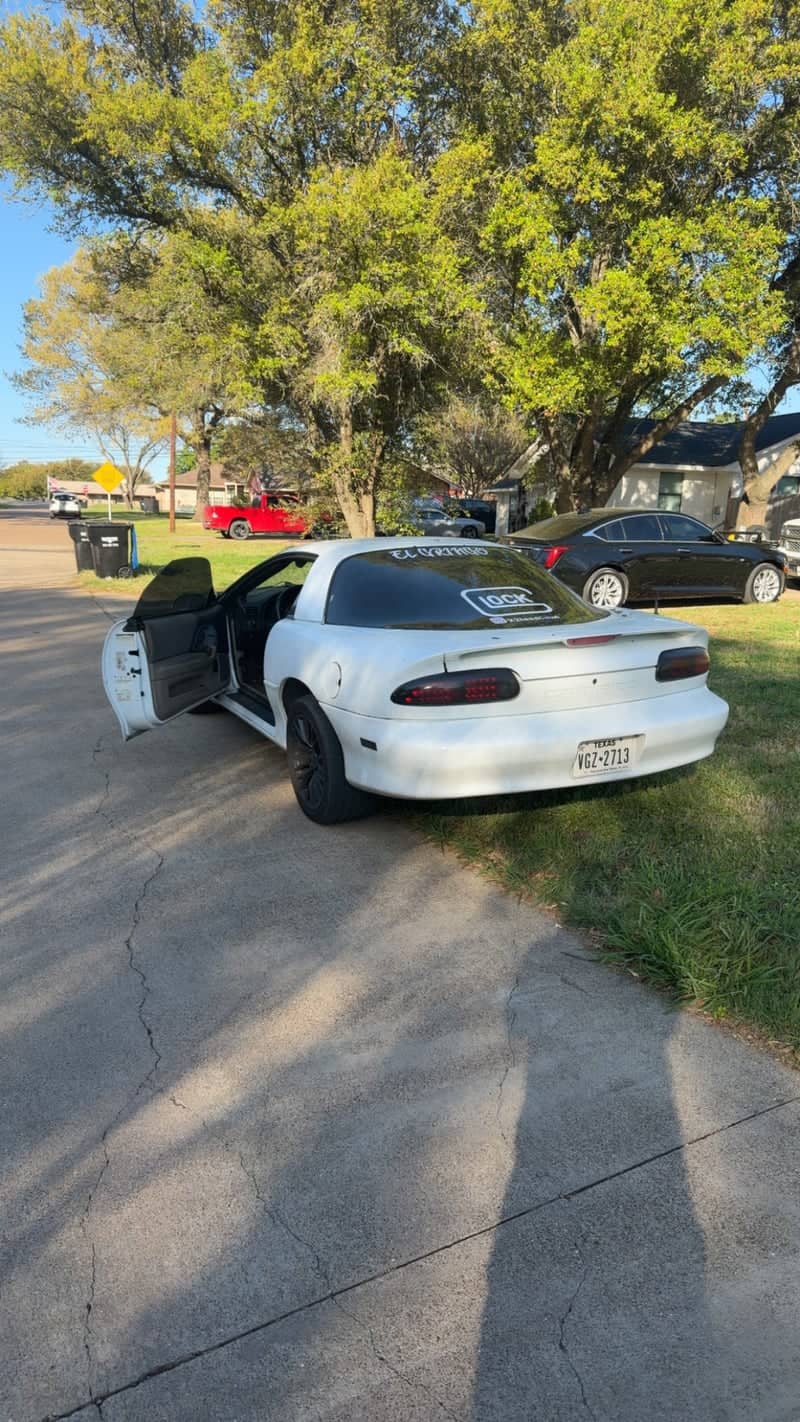 Crandall Suburban Driveway - Image 1
