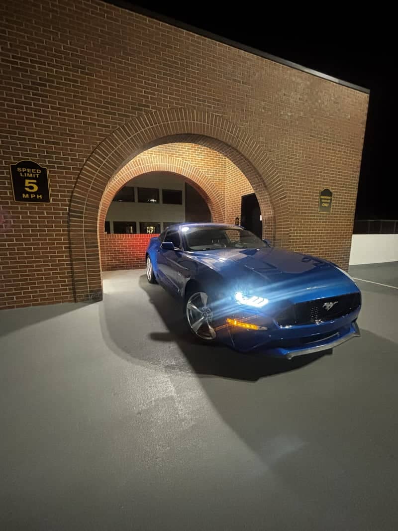 Commerce Street Parking Garage Arch - Image 1
