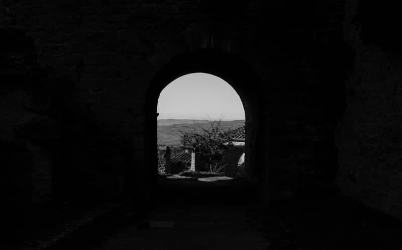 Palazzo dei Priori Archway - Image 1