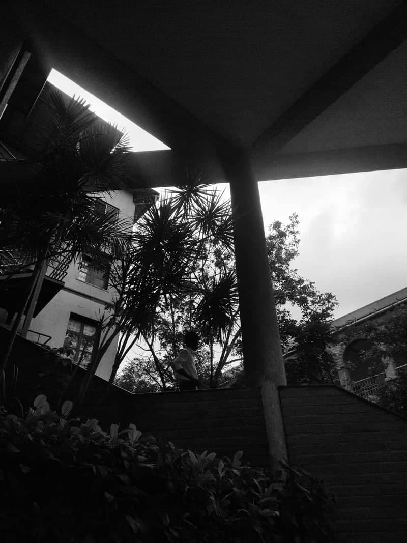 Richmond Town Architectural Courtyard - Image 1