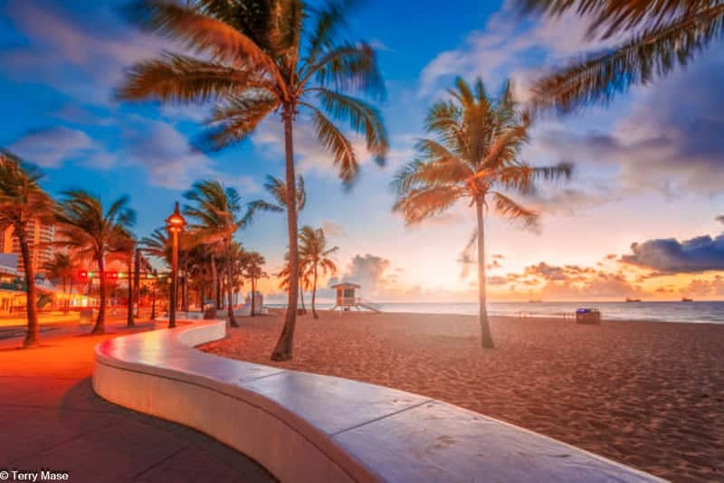Lauderdale-by-the-Sea Beachfront - Image 1
