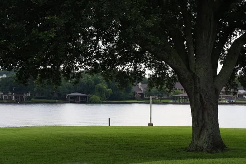 April Point Lakefront - Image 1