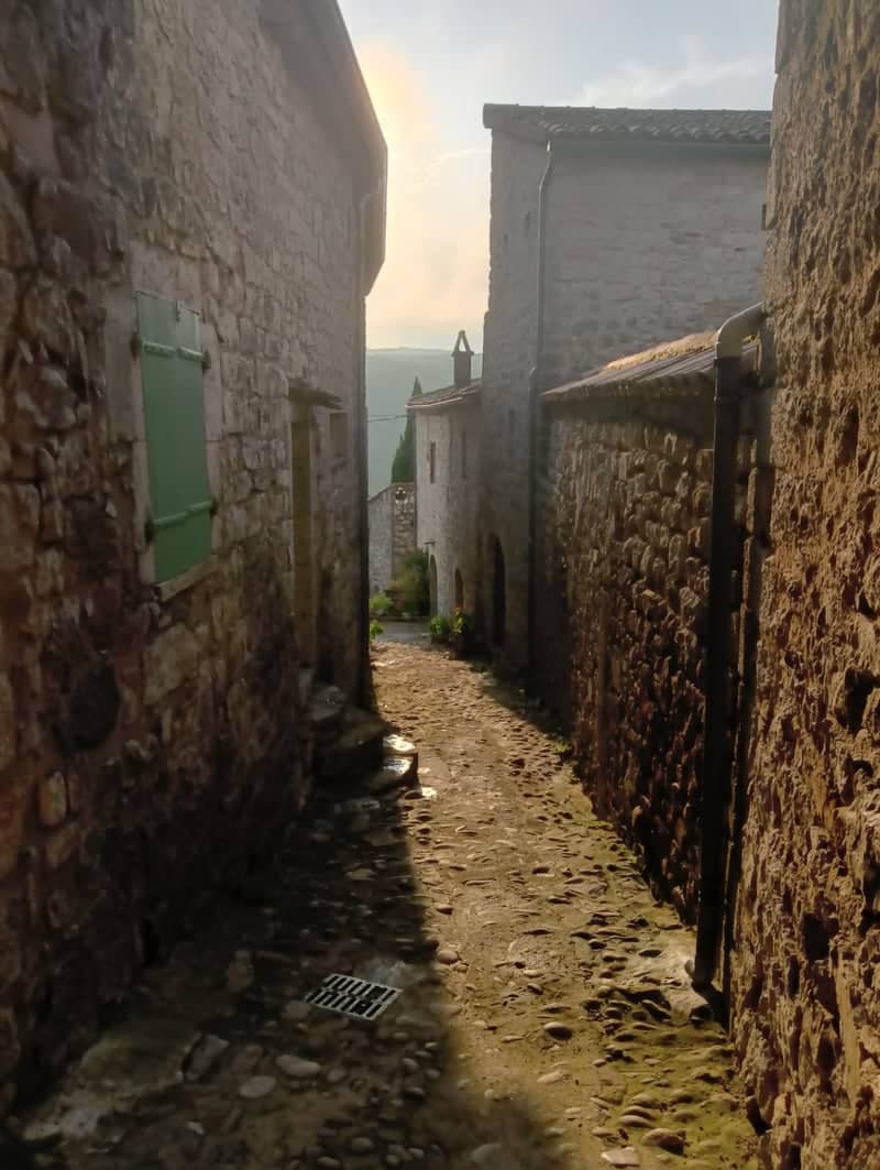Balazuc Medieval Village - Image 1
