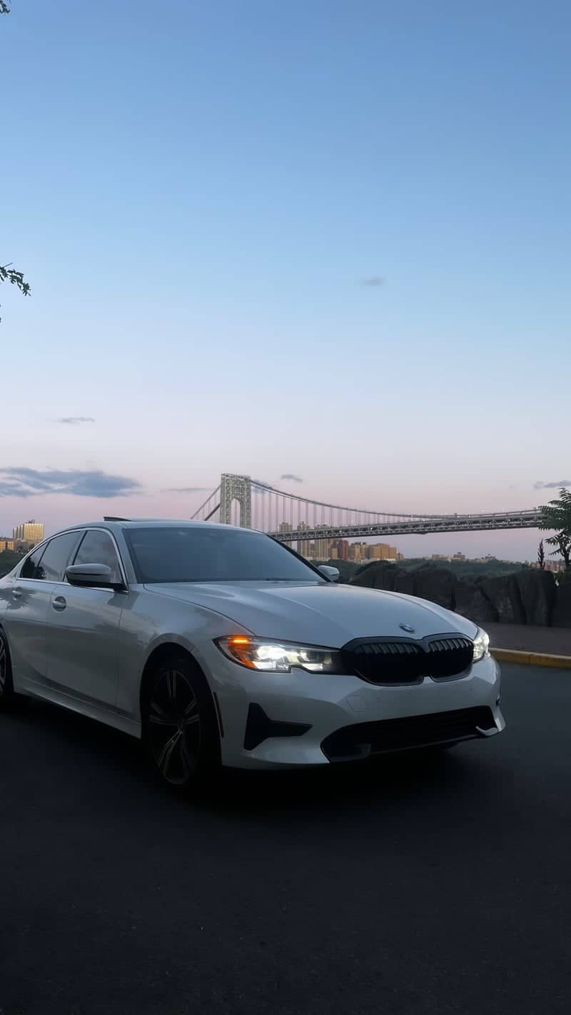 George Washington Bridge Overlook from Henry Hudson Drive - Image 1