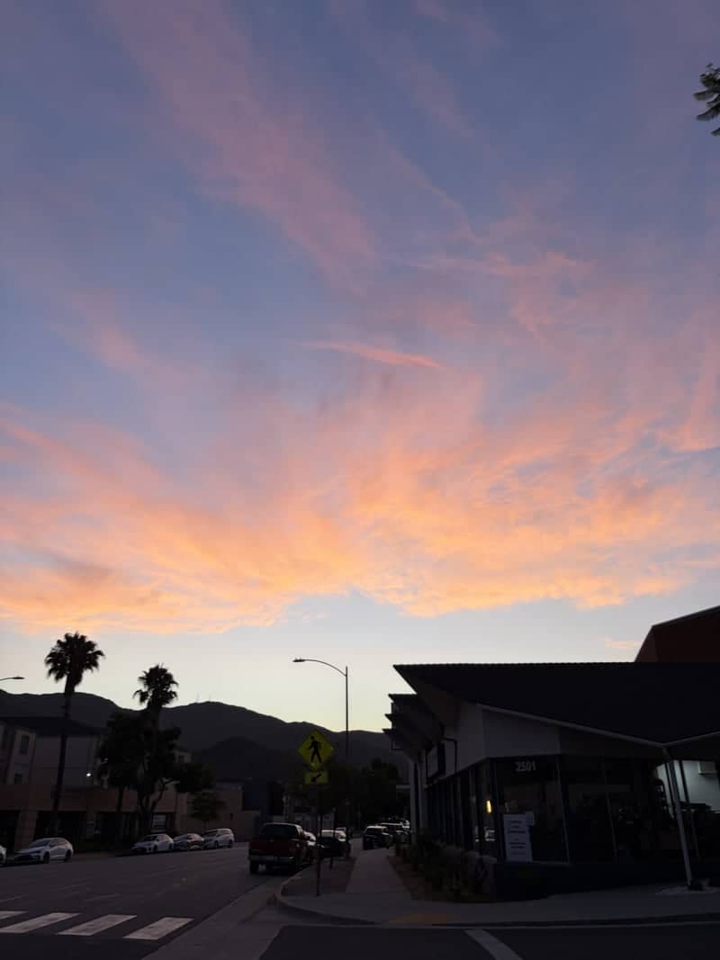 Sunset Avenue Mountain View - Image 1