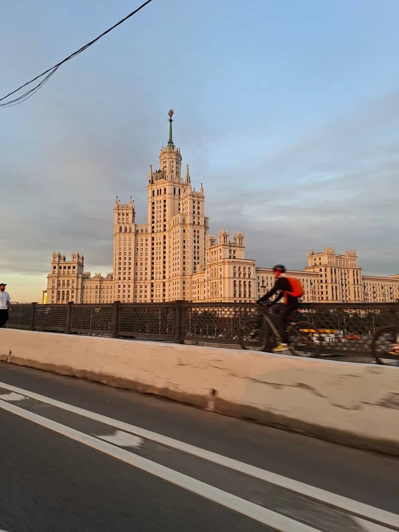 Kotelnicheskaya Embankment Building - Image 1
