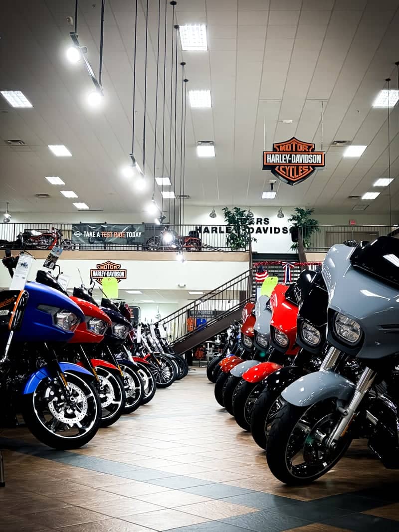 Riders Harley-Davidson - Image 1