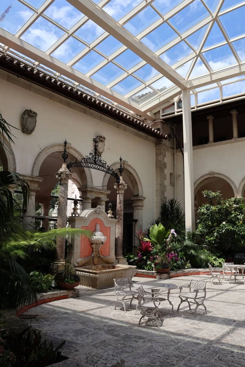 Vizcaya Museum & Gardens - Image 1