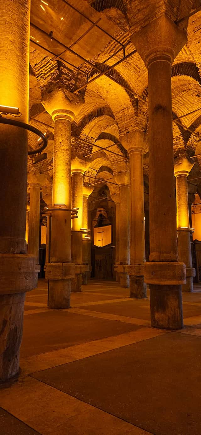 Theodosius Cistern (Şerefiye Sarnıcı)