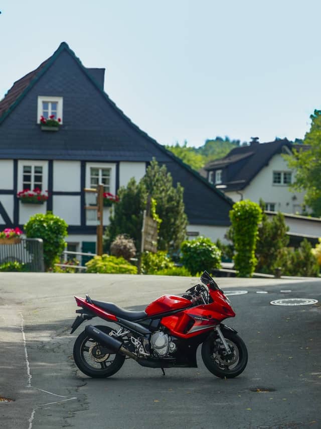 Traditional Half-Timbered House in Medebach - Image 3