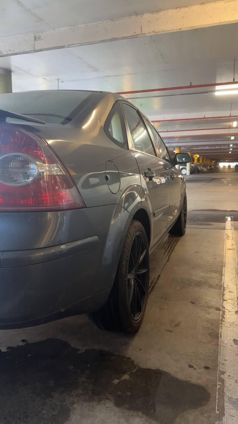 Wagga Wagga Marketplace Parking Garage - Image 1