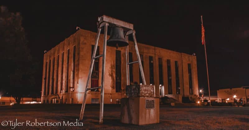 Jack County Courthouse - Image 1