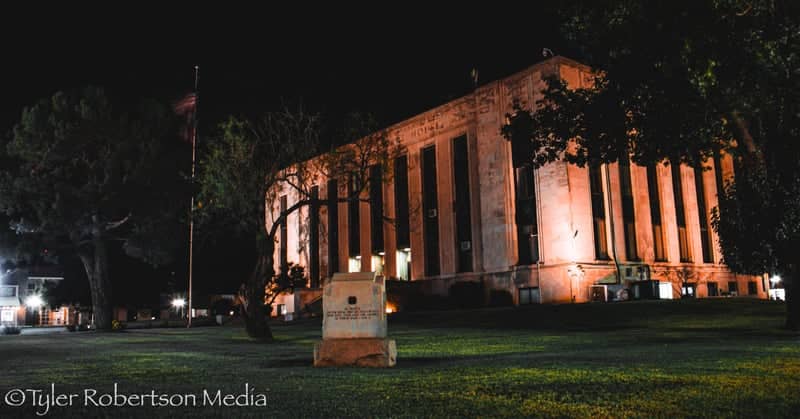Jack County Courthouse - Image 1