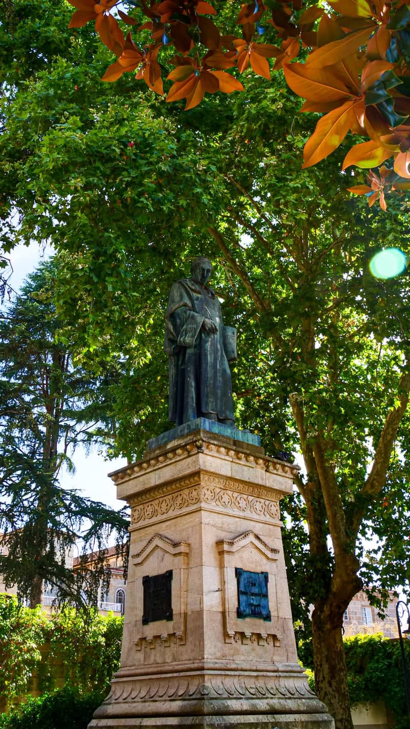 Monumento a Fray Luis de León - Image 1