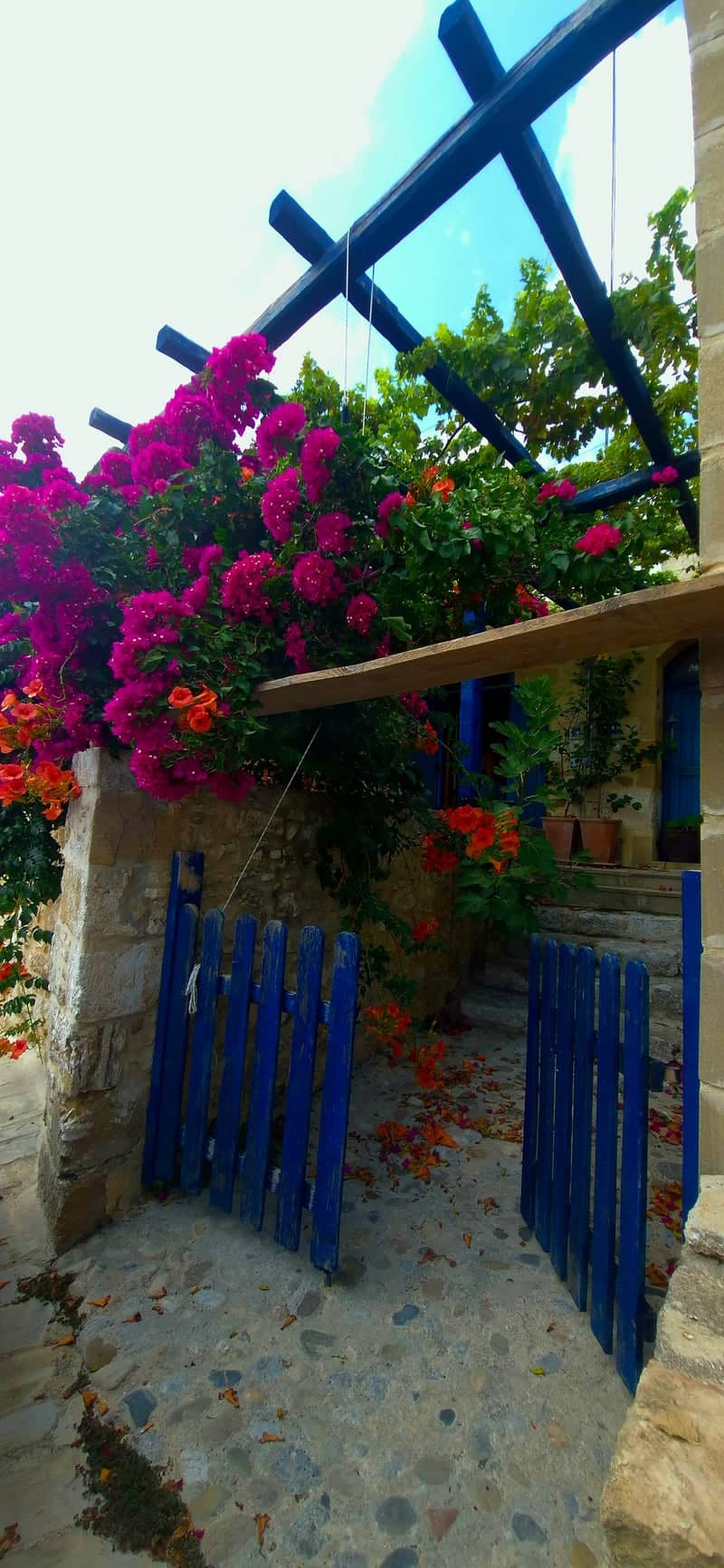 Polyrrinia Village Courtyard - Image 1
