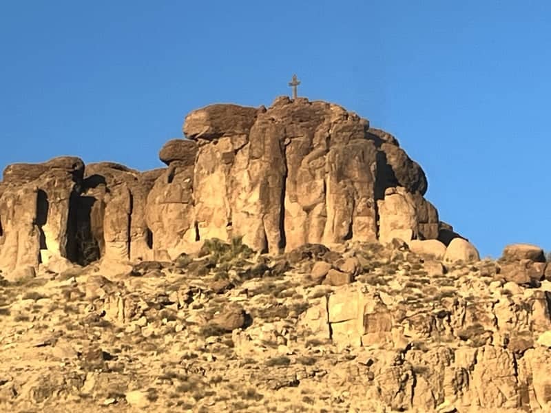Kingman Cross on the Hill - Image 1