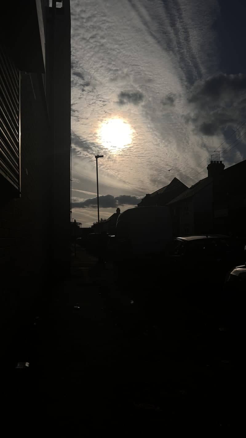 Frisby Road Urban Silhouette - Image 1