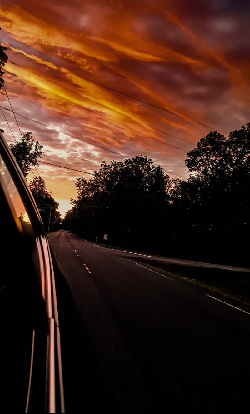 Estell Manor Sunset Road - Image 1