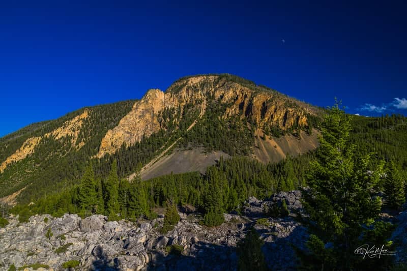 Bunsen Peak - Image 1