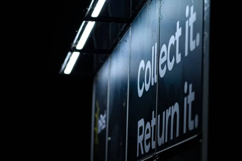 Gilberdyke Night Signage - Image 1