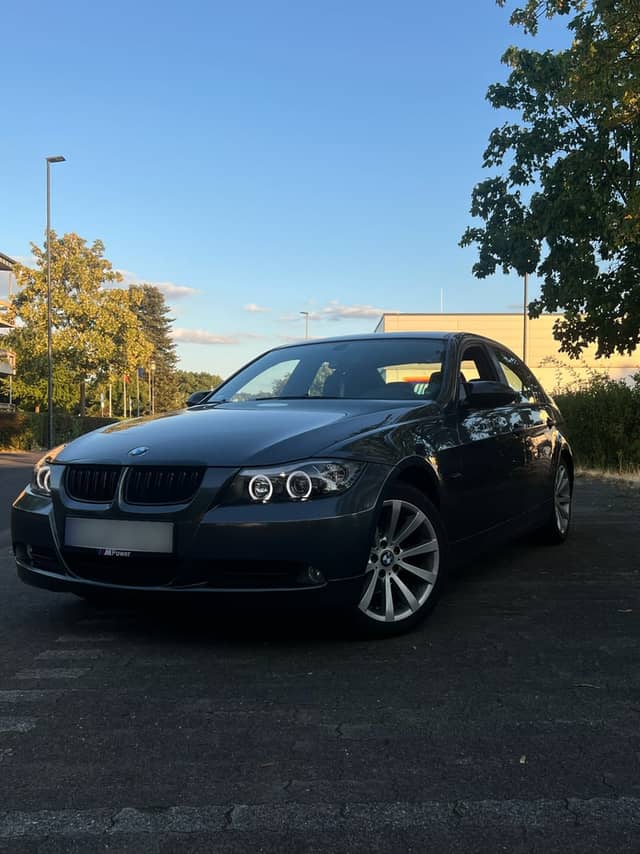 Florstadt Automotive Parking Spot - Image 1
