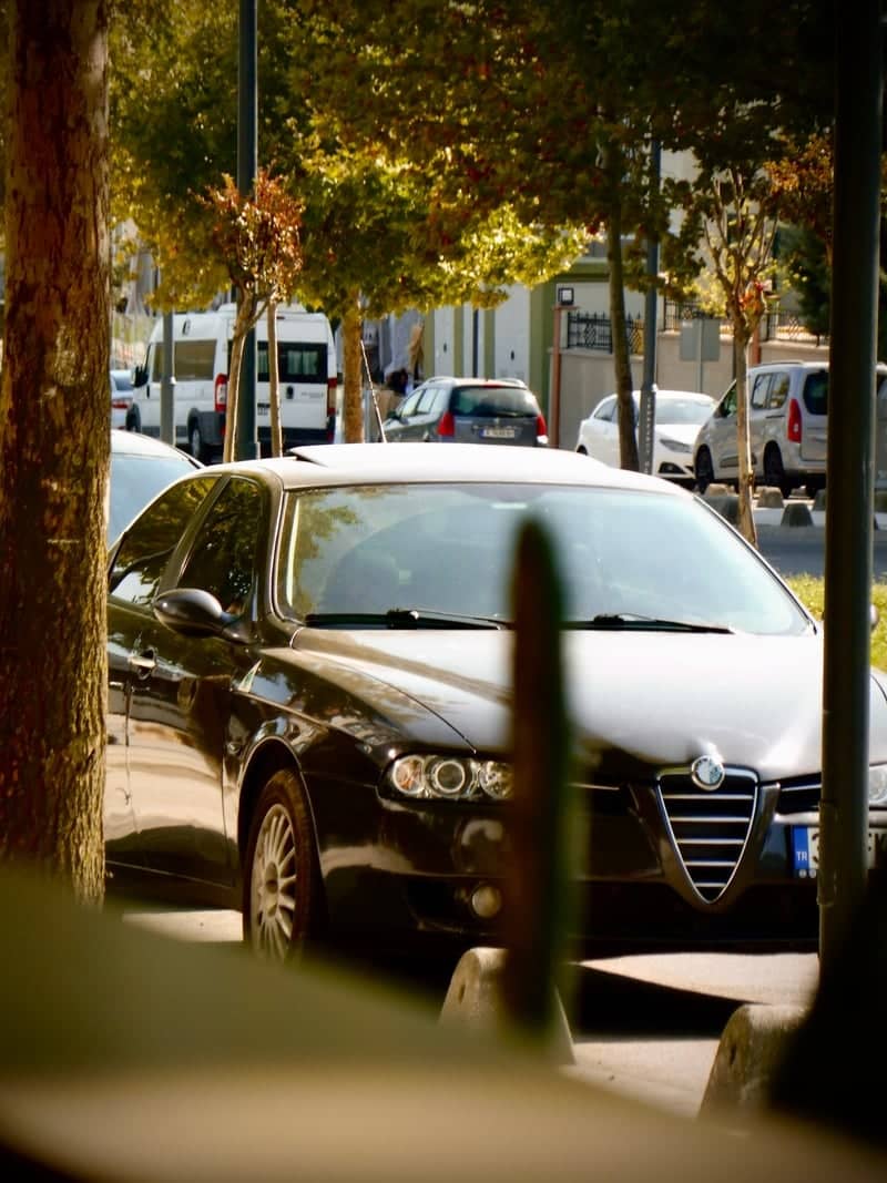 Narin Caddesi Street Scene - Image 1