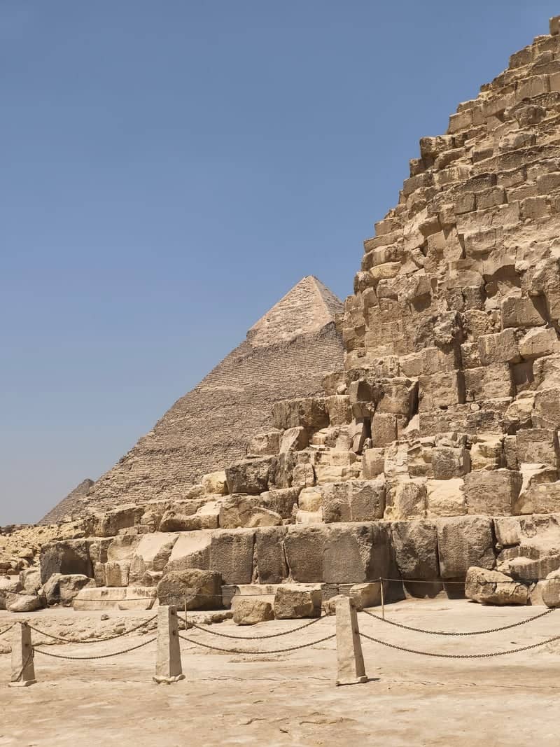 Giza Pyramid Complex - Image 1