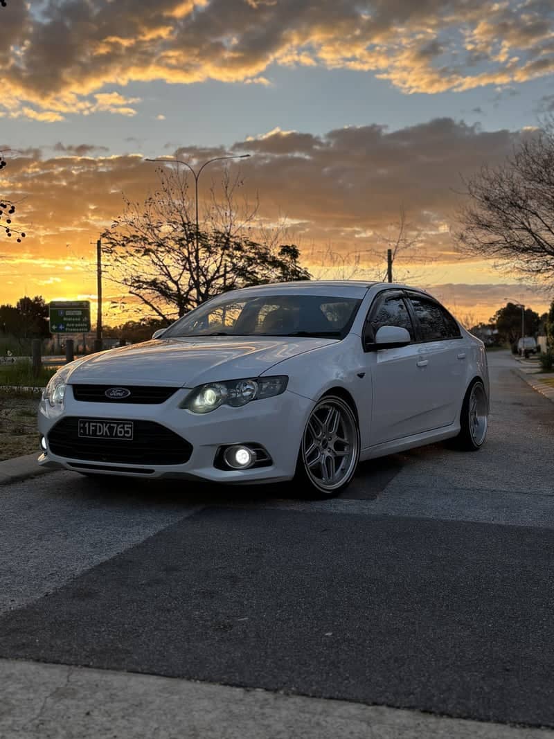 Berkshire Road Sunset Spot - Image 1