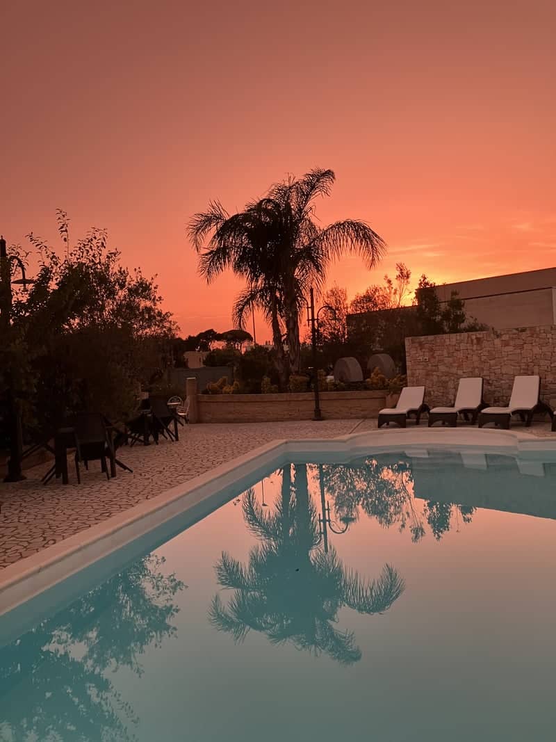 Salento Sunset Poolside - Image 1