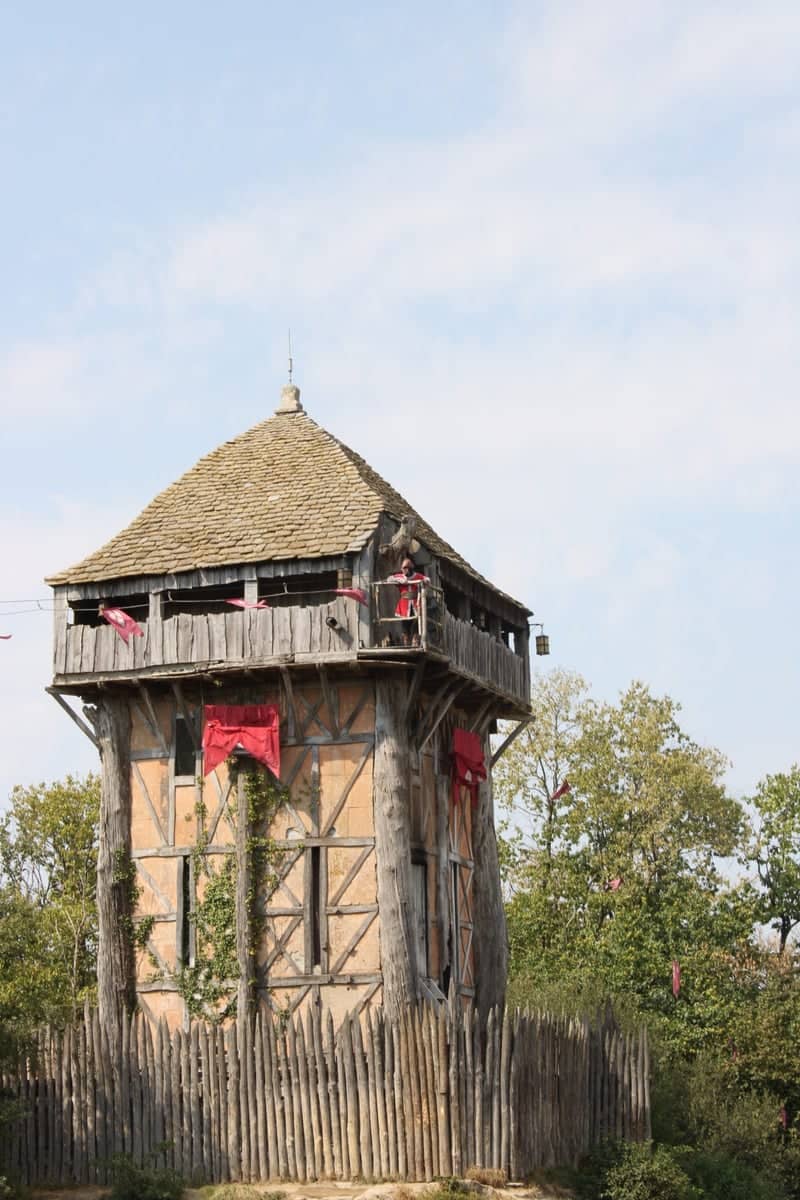 Puy du Fou - Medieval Watchtower - Image 1