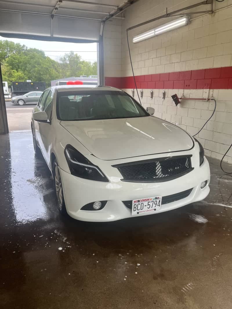 Chippewa Falls Car Wash Bay - Image 1