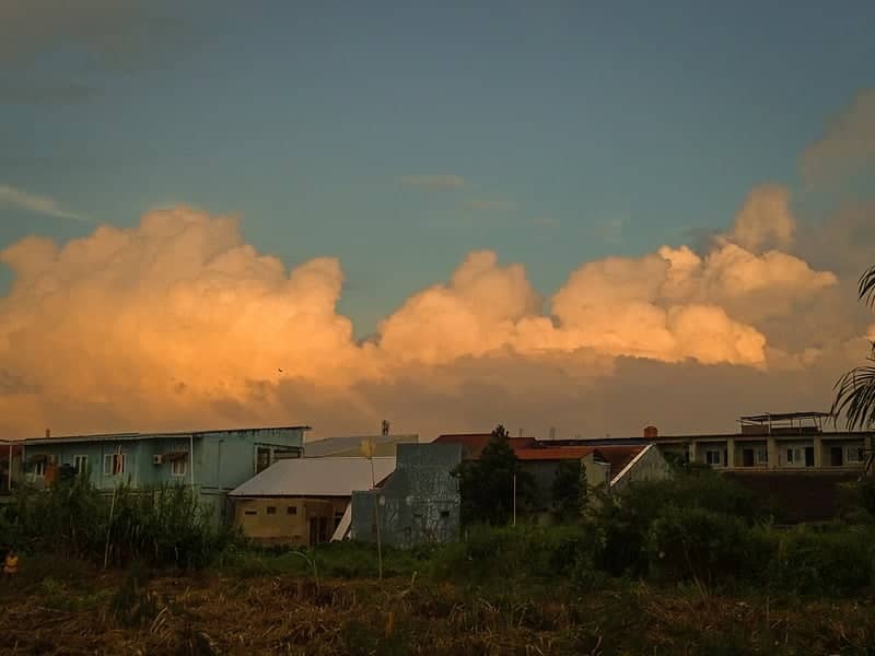 Samarinda Residential Sunset View - Image 1