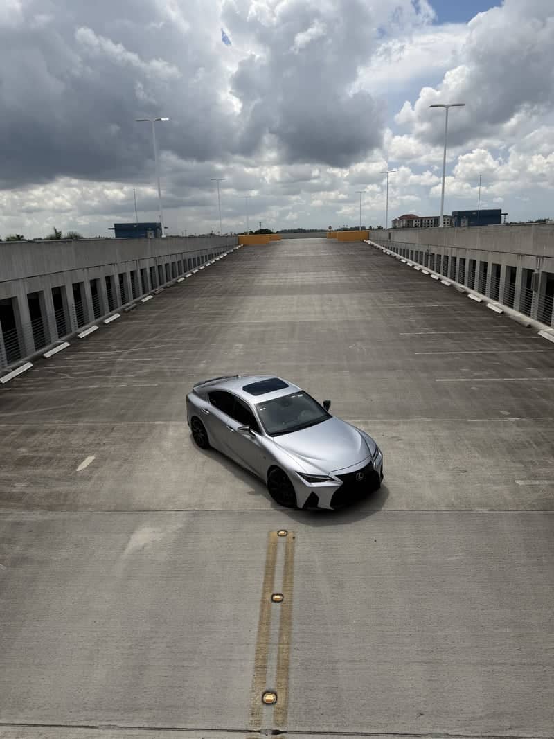 Davie Parking Garage Rooftop - Image 1