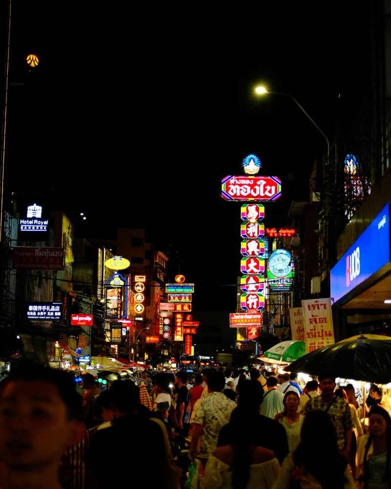 Yaowarat Road (Chinatown) - Image 1