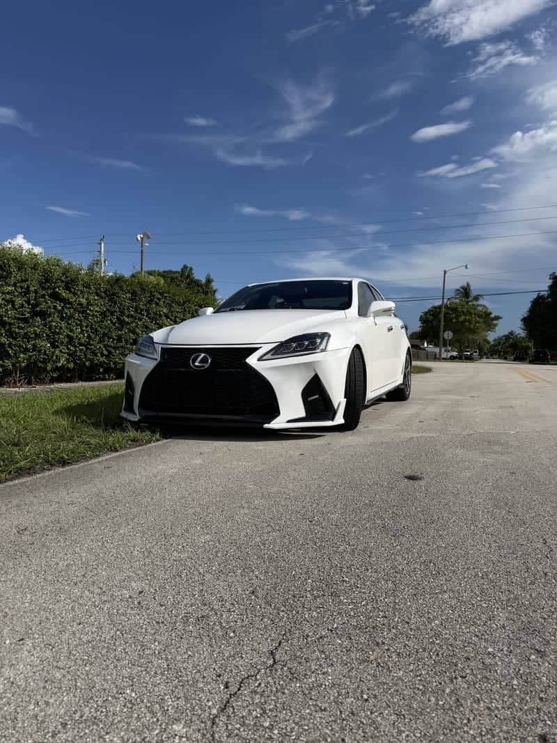 Miami Gardens Roadside - Image 1